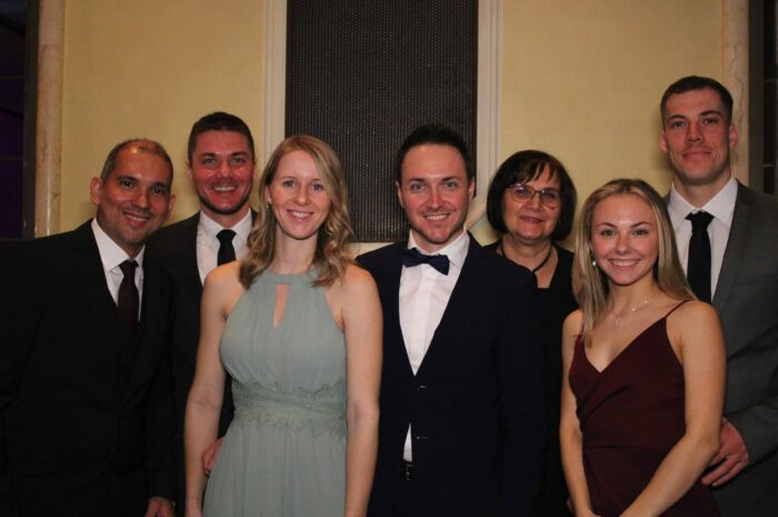 dtb2032009_org_C1FC204-FB_BD238315_11_1